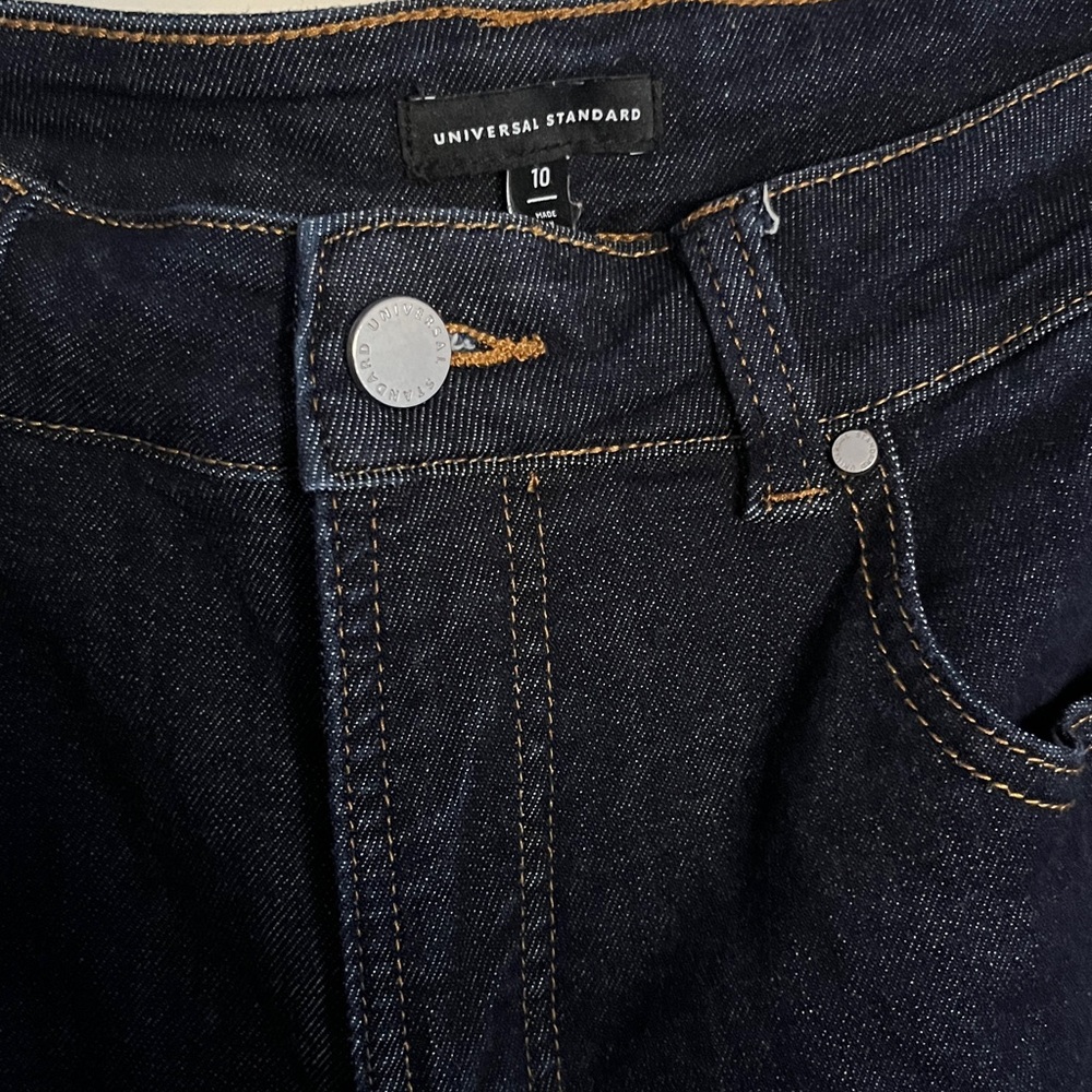 Universal Standard Jean - image 2